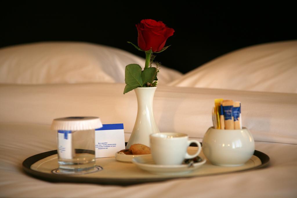 Samaya Hotel Deira Dubái Habitación foto